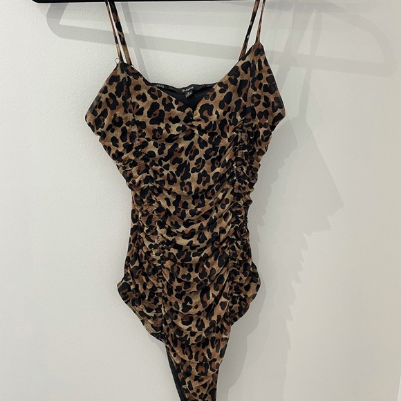 Cheetah print body suit - Picture 3 of 3